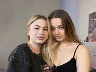 LoraAndJuliana porn livesex pussy