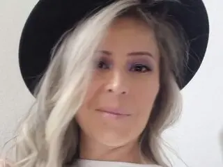 AlayaaContee pussy nude free