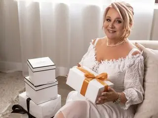 AvrilMillers shows cam shows