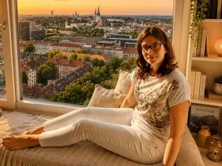 ElaraHart cam livejasmine online