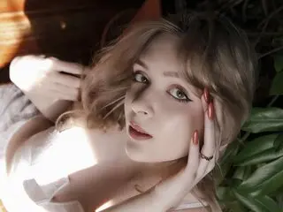 LilyMoony livesex online anal