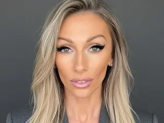 MarylinGlory private arsch videos